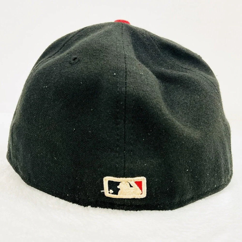 New Era Cincinnati‎ Reds 2-Tone On Field 59FIFTY Fitted Hat Cap 7 3/8 Black MLB